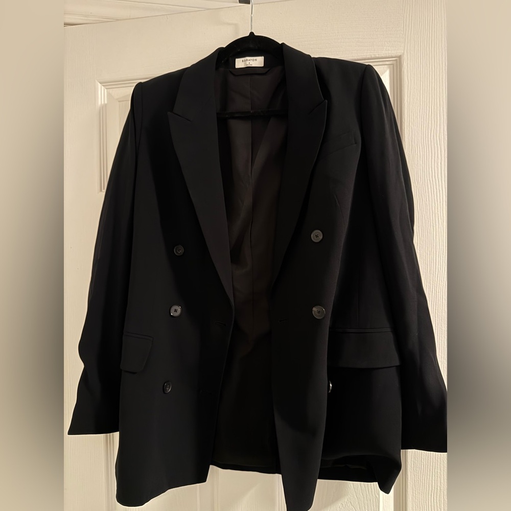 Aritzia Babaton Double Breasted Black Blazer
